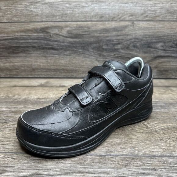 New Balance Black Women's Sneakers - Picture 7 of 11